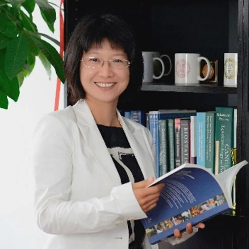 高瑩博士:中國科學院上海營養與健康研究所研究員 高瑩博士:中國科學院上海營養與健康研究所研究員