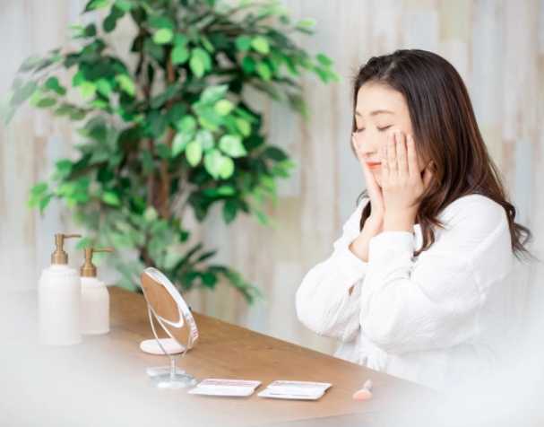 谷胱甘肽與肌肽,護膚配方里的守護者 谷胱甘肽與肌肽,護膚配方里的守護者